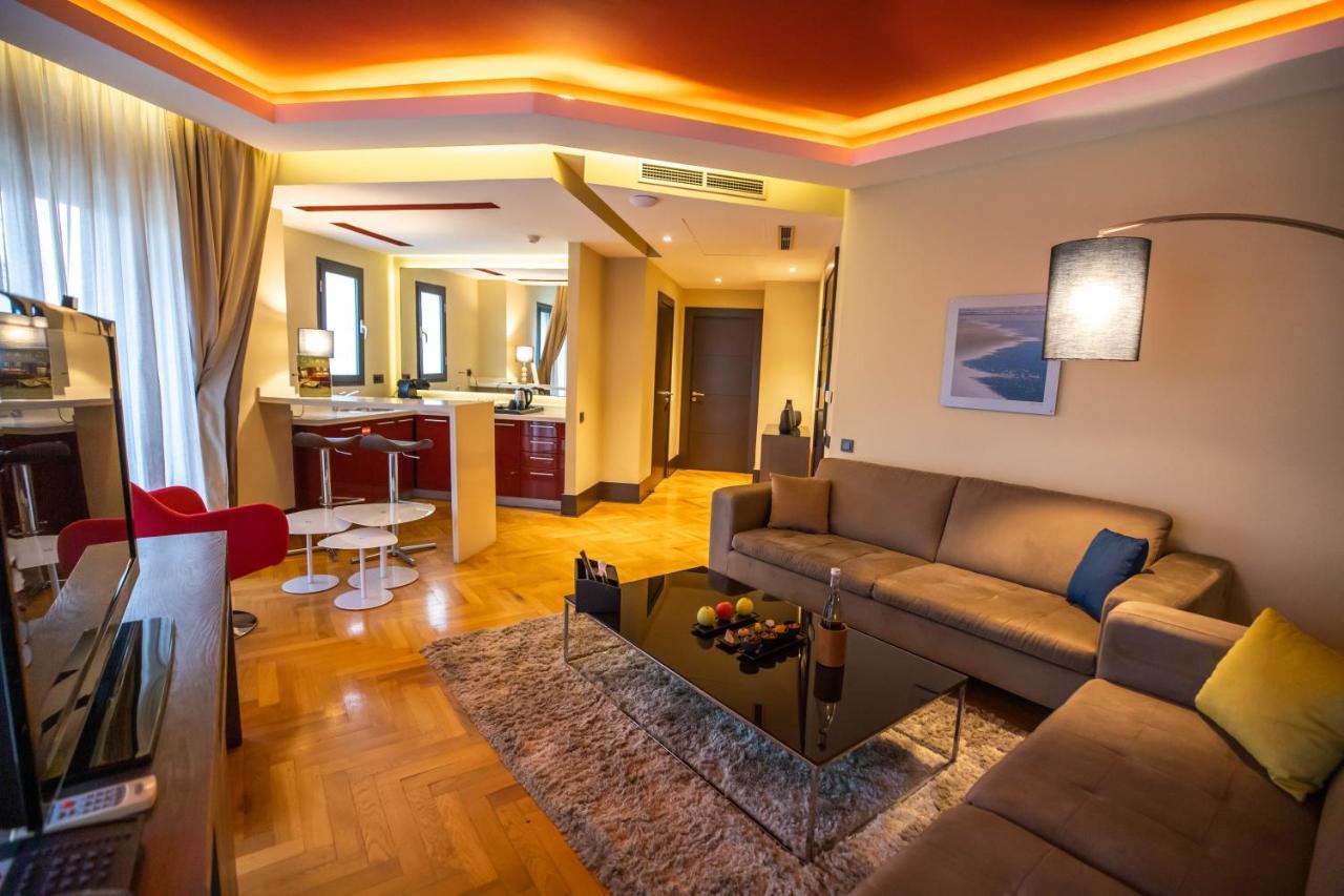 Gray Boutique Hotel Casablanca Exterior foto A suite at the hotel