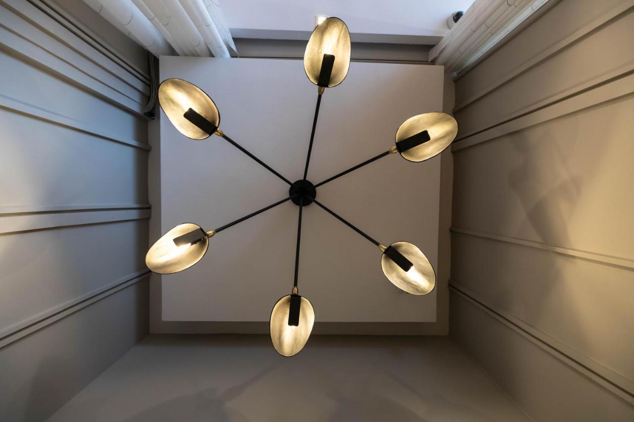 Gray Boutique Hotel Casablanca Exterior foto A chandelier